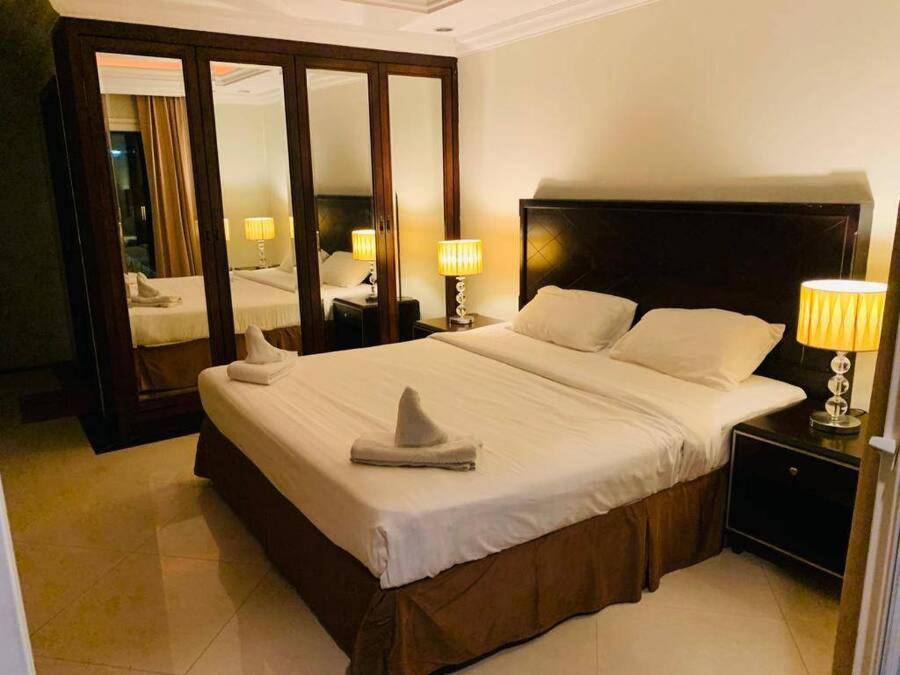 Ivory Palace Hotel Pattaya Exterior photo