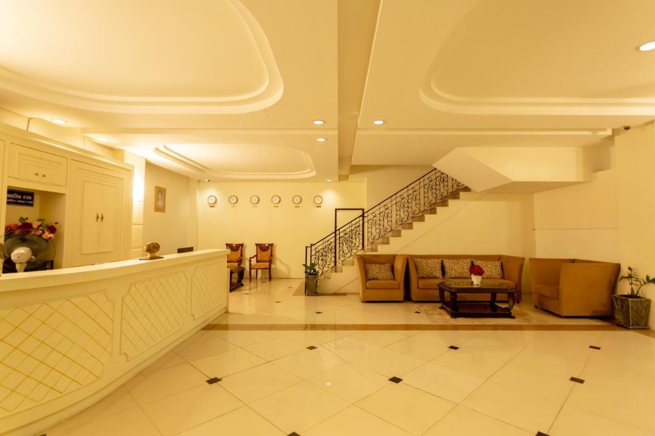 Ivory Palace Hotel Pattaya Exterior photo