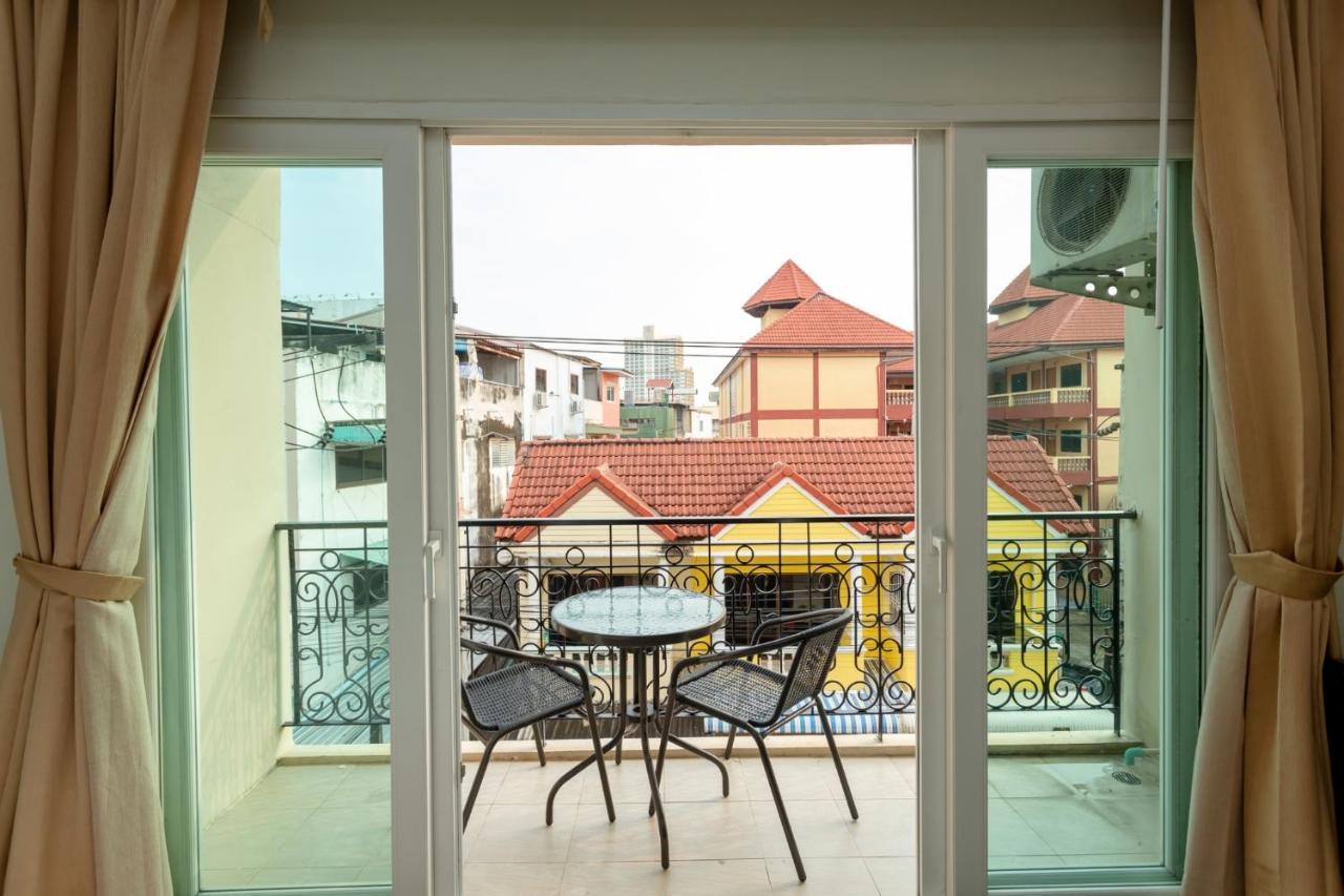 Ivory Palace Hotel Pattaya Exterior photo