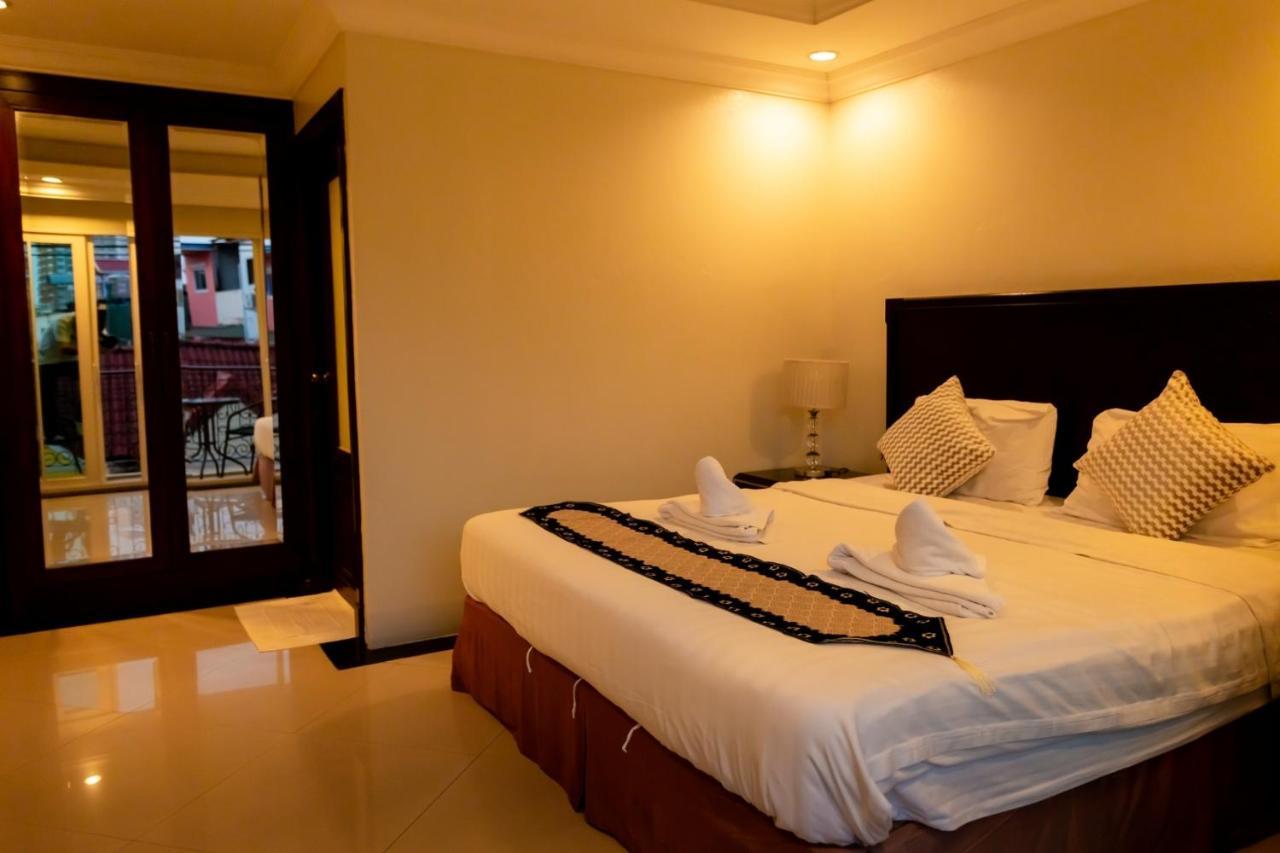 Ivory Palace Hotel Pattaya Exterior photo