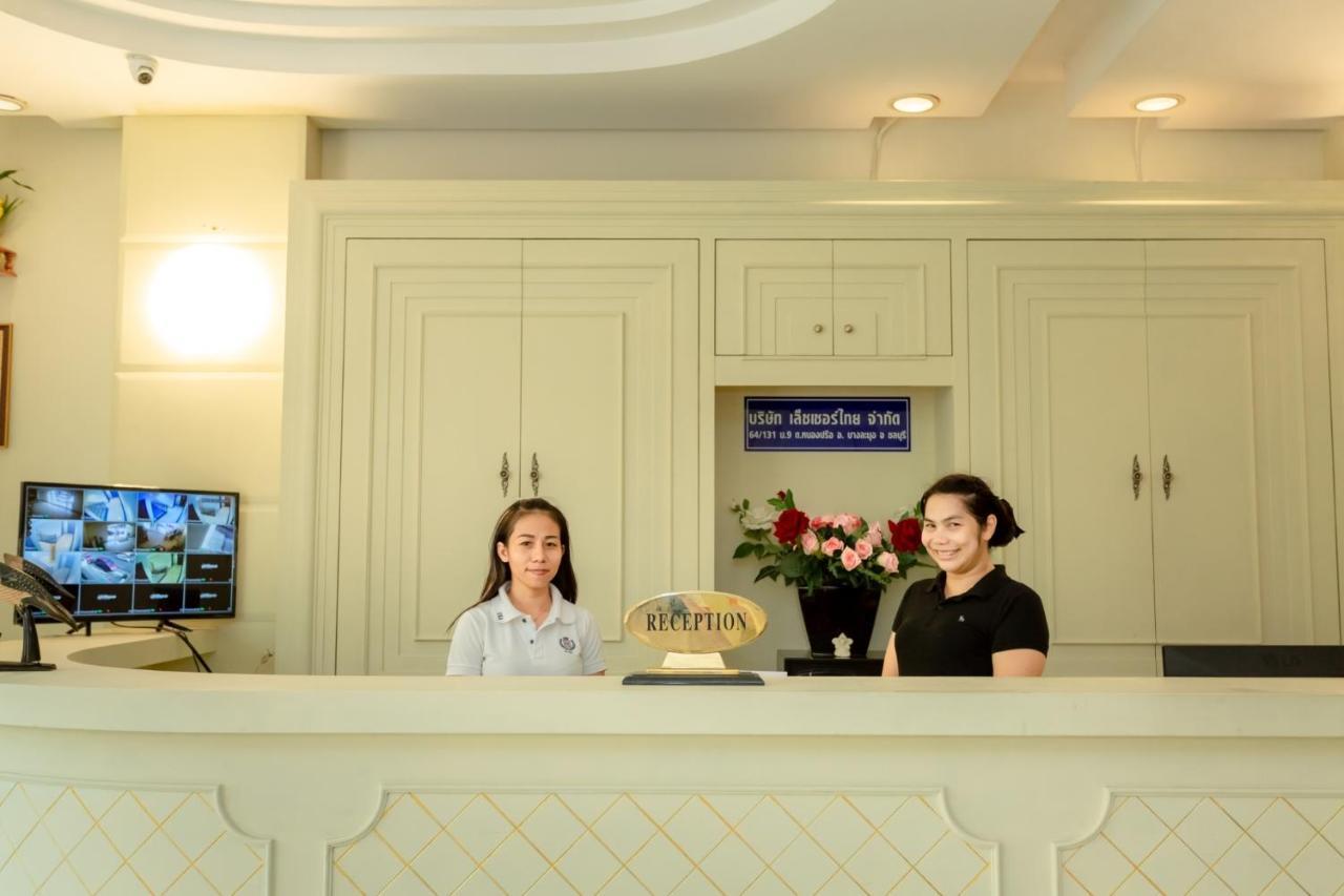 Ivory Palace Hotel Pattaya Exterior photo