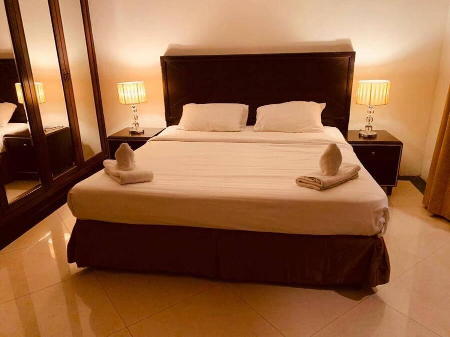 Ivory Palace Hotel Pattaya Exterior photo